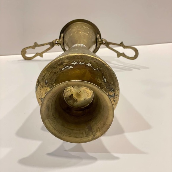 Antique Brass French Vase with handles and etched floral pattern. - Picture 5 of 8